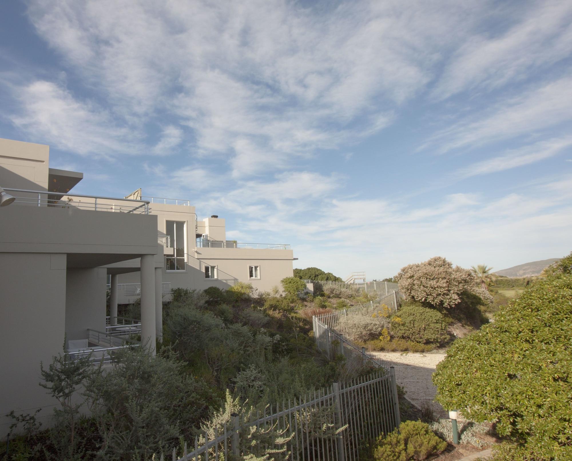 The Robberg Beach Lodge - Lion Roars Hotels & Lodges Плеттенберг-Бей Экстерьер фото