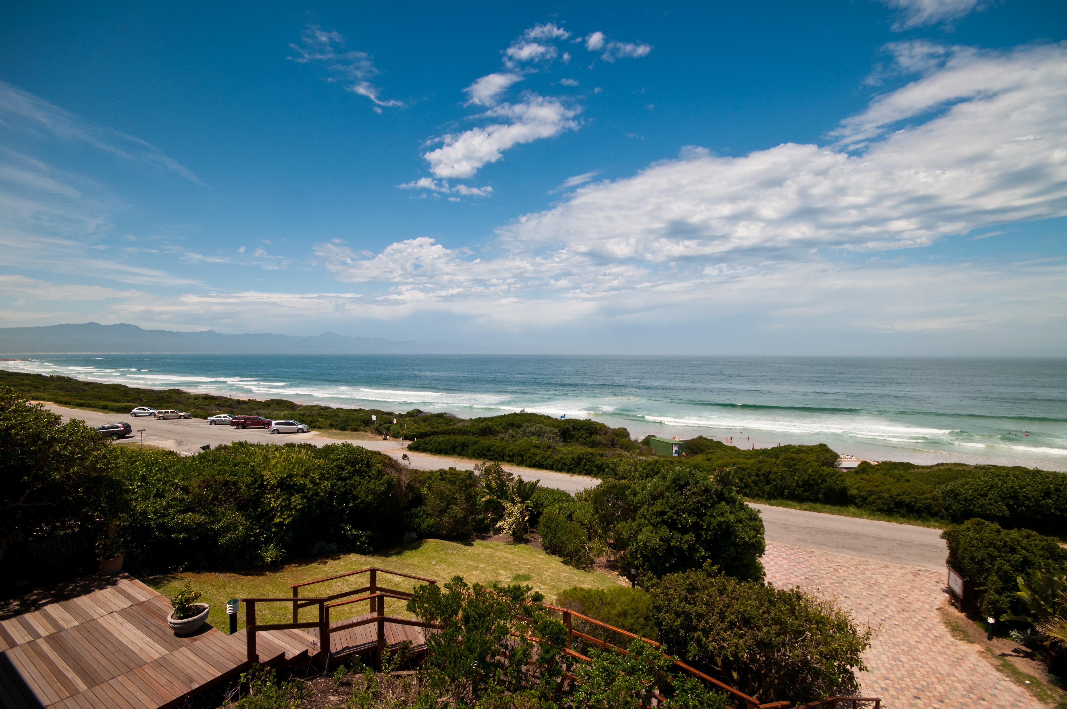 The Robberg Beach Lodge - Lion Roars Hotels & Lodges Плеттенберг-Бей Экстерьер фото