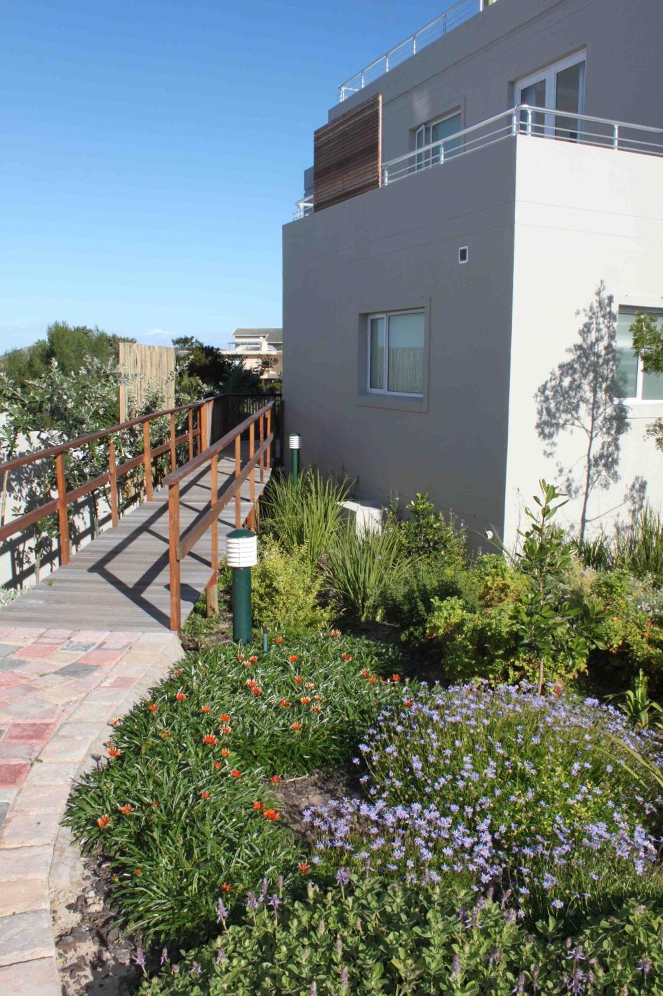 The Robberg Beach Lodge - Lion Roars Hotels & Lodges Плеттенберг-Бей Экстерьер фото